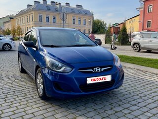 2014 Hyundai Solaris I, синий, 640000 рублей, вид 3
