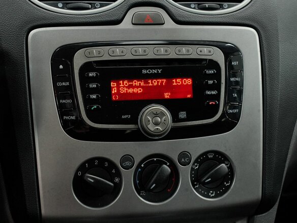2011 Ford Focus II Рестайлинг, белый, 572000 рублей - вид 11