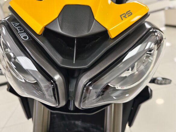 2025 Triumph Street Triple, жёлтый, 1550000 рублей - вид 35