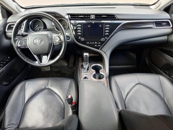 2019 Toyota Camry VIII (XV70), синий, 2300000 рублей - вид 18