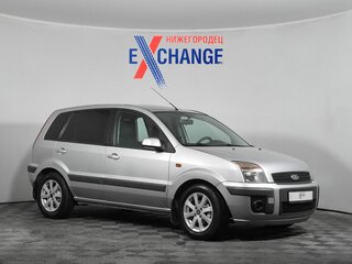 2008 Ford Fusion I Рестайлинг, серебристый, 338000 рублей, вид 3