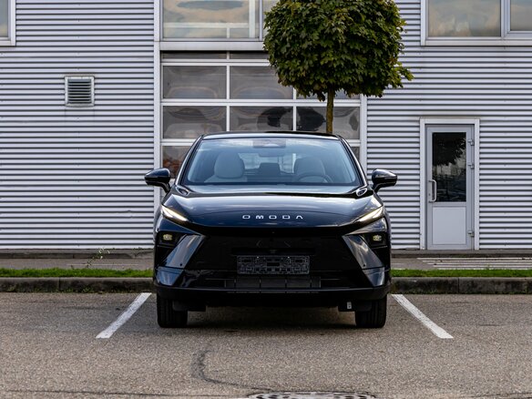 2026 Omoda C5 II, чёрный, 2395000 рублей - вид 1