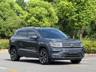 2021 Volkswagen Tharu I, серебристый, 2000000 рублей, вид 3
