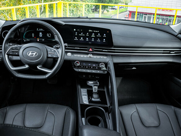 2023 Hyundai Elantra N Line VII (CN7) Рестайлинг, белый, 1920000 рублей - вид 9