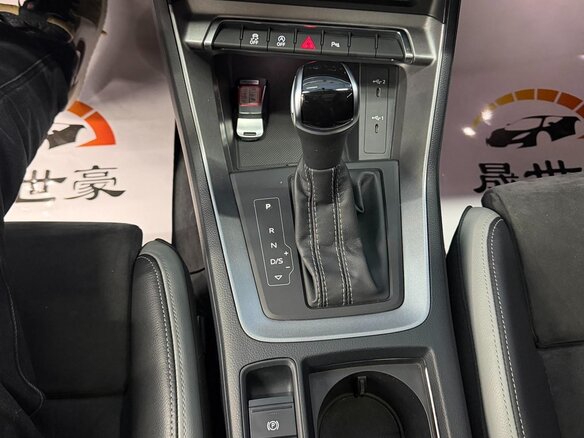 2022 Audi Q3 35 TFSI II (F3), белый, 2599666 рублей - вид 11