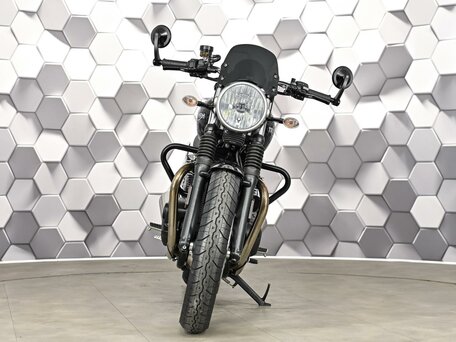 2016 Triumph Street Twin, чёрный, 685000 рублей, вид 5