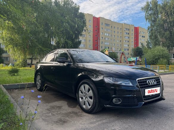 2011 Audi A4 IV (B8), чёрный - вид 2