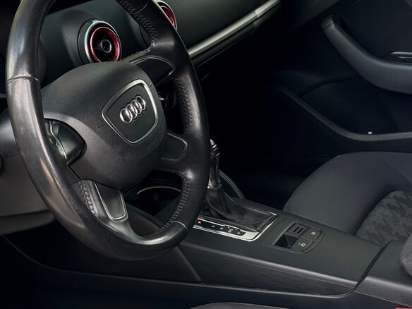 2013 Audi A3 III (8V), белый, 1150000 рублей - вид 8