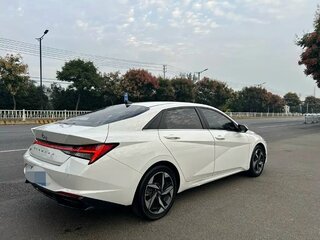 2022 Hyundai Elantra VII (CN7), белый, 1650000 рублей, вид 2