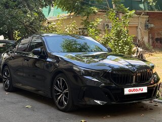 2024 BMW 5 серии Long 530Li VIII (G60/G61/G68), чёрный, 7300000 рублей, вид 1