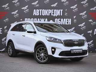 2018 Kia Sorento III Prime Рестайлинг, белый, 2459000 рублей, вид 1