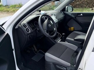 2010 Volkswagen Tiguan I, белый, 950000 рублей, вид 5