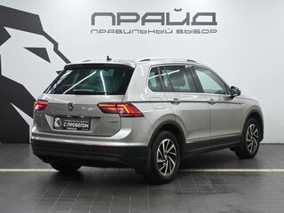 2018 Volkswagen Tiguan II, серебристый, 2279900 рублей, вид 3