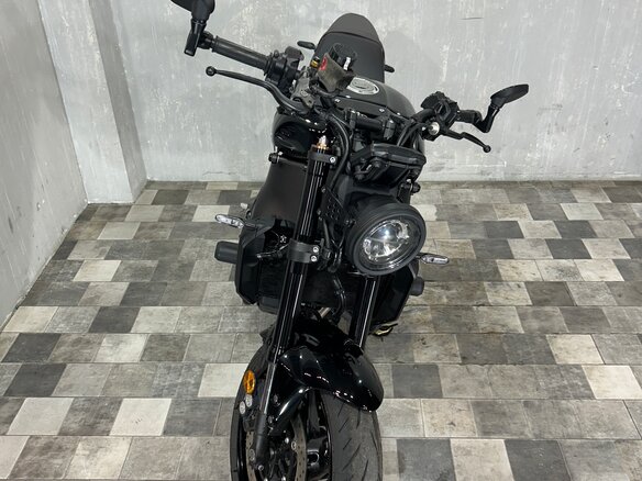 2022 Yamaha XSR900, чёрный, 1010000 рублей - вид 9