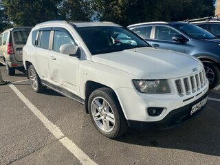 2013 Jeep Compass I Рестайлинг 2, белый, 1490000 рублей, вид 3