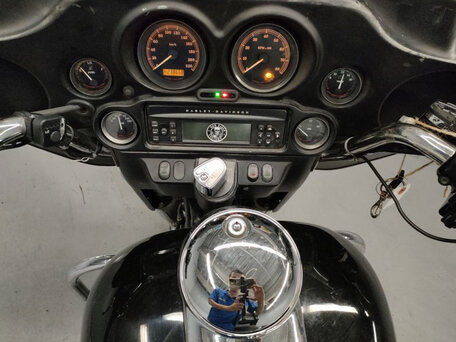 2008 Harley-Davidson Street Glide, чёрный, 493000 рублей, вид 5