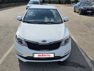 2016 Kia Rio III Рестайлинг, белый, 1090000 рублей, вид 5