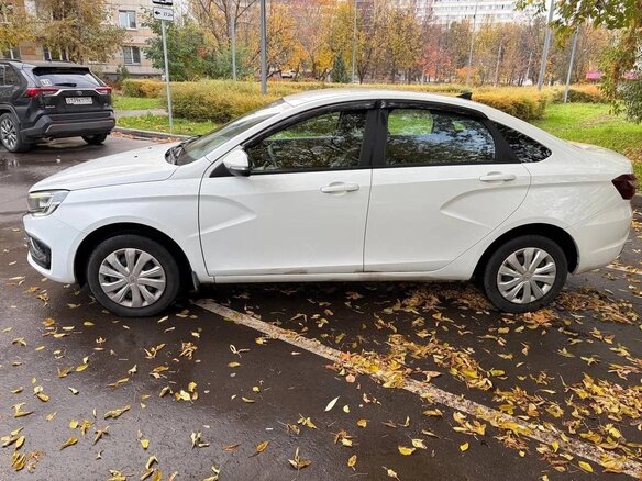 2023 Lada (ВАЗ) Vesta I Рестайлинг (NG), белый, 950000 рублей - вид 2