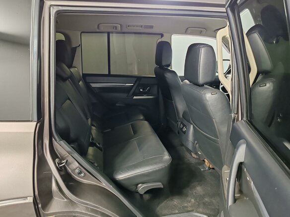 2014 Mitsubishi Pajero IV Рестайлинг 1, коричневый, 1900000 рублей - вид 19