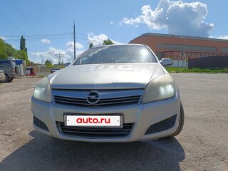 2007 Opel Astra H Рестайлинг, серебристый, 180000 рублей, вид 2