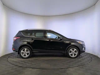 2017 Ford Kuga II Рестайлинг, чёрный, 1700000 рублей, вид 4