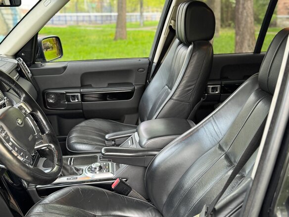 2010 Land Rover Range Rover Supercharged III Рестайлинг 2, чёрный - вид 13