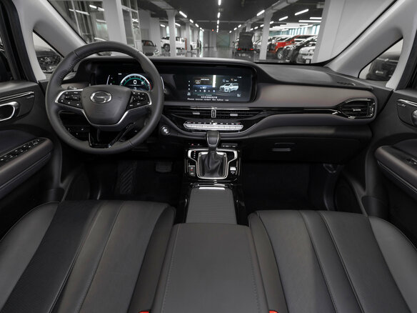 2025 GAC Trumpchi M6 Max, чёрный, 3370000 рублей - вид 7