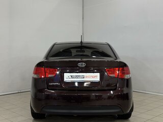 2010 Kia Cerato 5-speed II, коричневый, 559000 рублей, вид 4