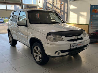2018 Chevrolet Niva I Рестайлинг, белый, 560000 рублей, вид 4