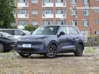 2026 Leapmotor A10 53 kWh, синий, 2350000 рублей, вид 1