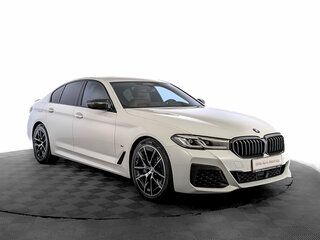 2021 BMW 5 серии 530i xDrive VII (G30/G31/G38) Рестайлинг, белый, 5225000 рублей, вид 3