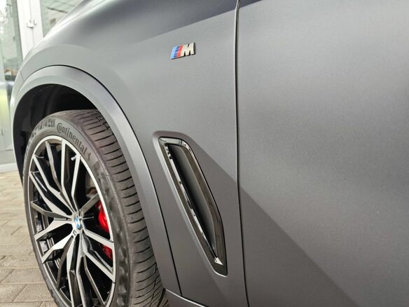 2021 BMW X5 M50i IV (G05/G18), серый, 8290000 рублей - вид 7