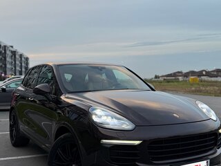 2017 Porsche Cayenne Diesel II Рестайлинг (958), коричневый, 4200000 рублей, вид 4