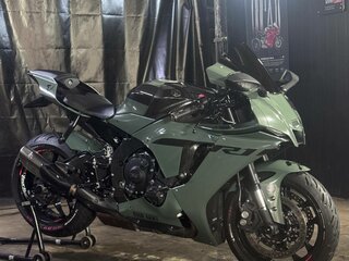 2020 Yamaha YZF-R1, зелёный, 1750000 рублей, вид 3