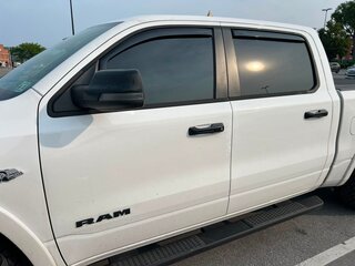 2025 Ram 1500 Crew Cab eTorque V Рестайлинг, белый, 5500000 рублей, вид 4