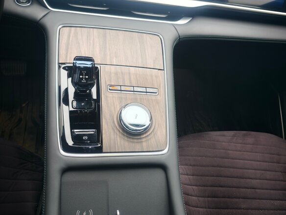 2025 Geely Monjaro (Xingyue L) I Рестайлинг (China Market), чёрный - вид 8