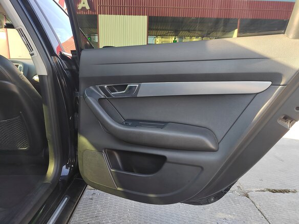2010 Audi A6 III (C6) Рестайлинг, чёрный, 1150000 рублей - вид 13