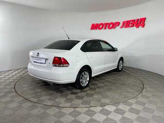 2013 Volkswagen Polo V, белый, 750000 рублей, вид 4