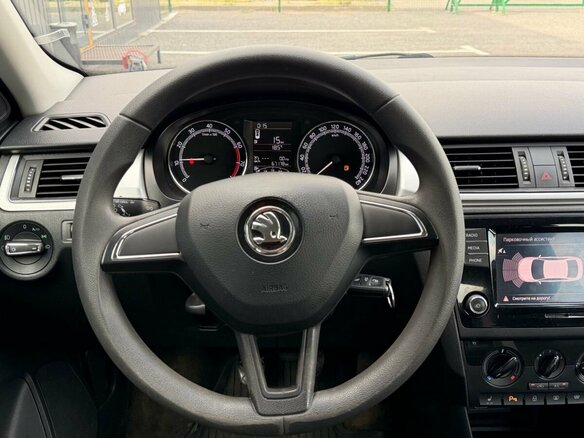2019 Skoda Rapid I Рестайлинг, белый, 1270000 рублей - вид 9