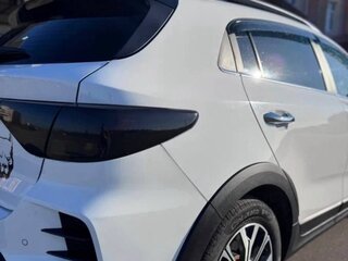 2021 Kia Rio X IV Рестайлинг, белый, 1350000 рублей, вид 5