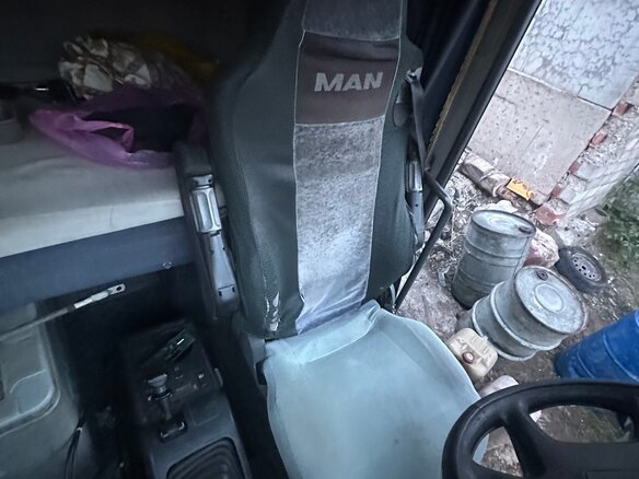 2003 MAN 18, зелёный, 1350000 рублей - вид 20