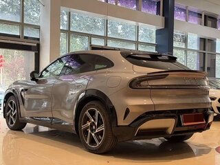 2026 Xiaomi YU7 Long Range, серебристый, 6225033 рублей, вид 4