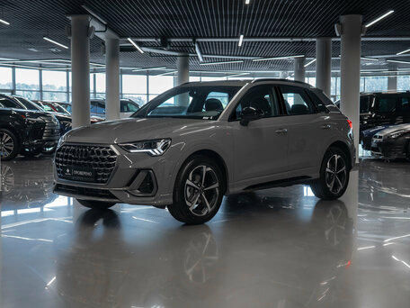 Audi Q3 II (F3)