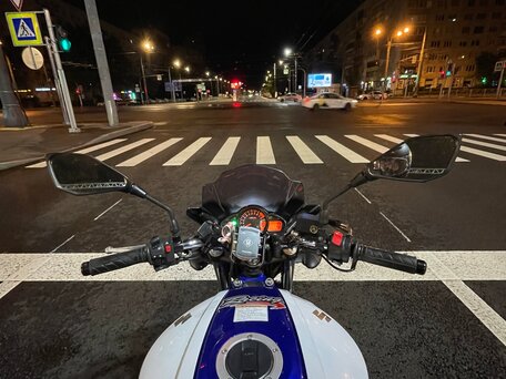 2012 Suzuki SFV 650 Gladius, белый, 450000 рублей, вид 4