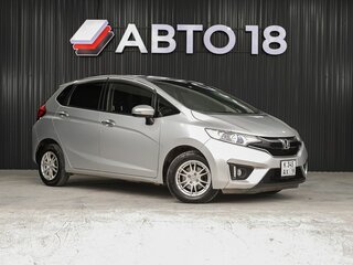 2016 Honda Fit III, серебристый, 950000 рублей, вид 2