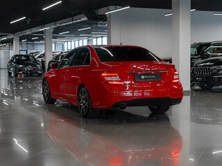 2013 Mercedes-Benz C-Класс 250 III (W204) Рестайлинг, красный, 1680000 рублей, вид 4