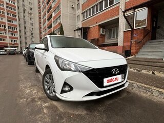 2022 Hyundai Solaris II Рестайлинг, белый, 2150000 рублей, вид 3