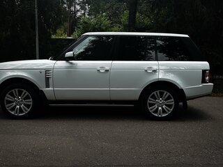 2011 Land Rover Range Rover III Рестайлинг 2, белый, 2700000 рублей, вид 2