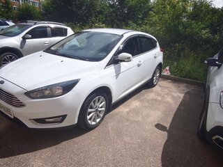 2017 Ford Focus III Рестайлинг, белый, 1050000 рублей, вид 2