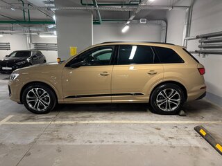 2024 Audi Q7 45 TFSI II (4M) Рестайлинг 2, жёлтый, 8300000 рублей, вид 5